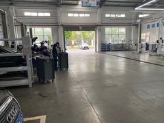 -华胜奔驰宝马奥迪专修连锁(虹梅南路店)