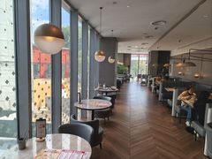 -必胜客(上海新南方商城PH店)