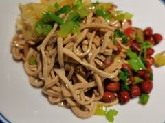 -穿越时尚餐厅(英武中路店)