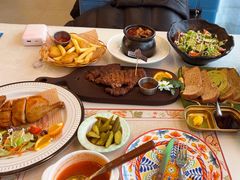 -城堡俄式西餐厅(中央大街索道店)