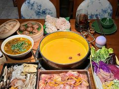 -花菇朵·云山雀 ll 野生菌锅·野果酸汤·精品滇菜(万柳店)