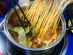 -马路边边·成都串串(翠柏路店)