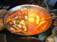 -湊湊火锅·茶憩(新中关购物中心店)