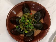 -李与白包子铺(桐梓林店)