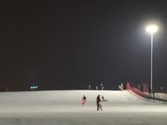 -华彬猛犸滑雪场