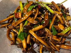 干锅茶树菇-老外婆(吾悦广场店)