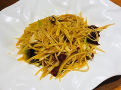 老味土豆丝-渔家风味·鲅鱼水饺·央视展播·海鲜天津菜(开发区店)