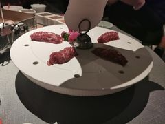 -左庭右院鲜牛肉火锅黑金店(陆家嘴中心店)