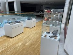 -杭州中沃沃尔沃4S店(滨江区店)