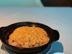 蟹黄煲仔饭-屋里厢上海菜馆