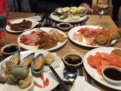 -四海一家自助餐(益田假日广场店)