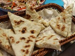 锡伯大饼-一个勺子新疆锡伯主题私房菜(红墙巷49号院店)