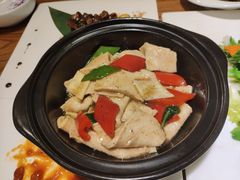 罗勒菜叶豆腐煲-茹·pure vegan(博华广场店)