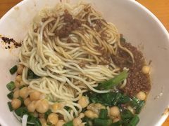 -呼啦面馆·头牌豌杂面(爱琴海店)