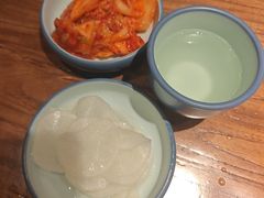 -明洞阿姨·韩式酱蟹烤肉·创意料理(三元桥店)