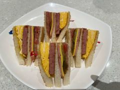 公司三文治-香港新发烧腊茶餐厅(书城店)