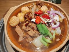 -蔡婶牛腩牛杂煲(长安万科店)