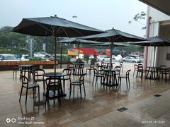 露天位-麦当劳(电白服务区店)