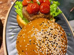 -Let'sBURGERplus·非常创意汉堡(三里屯店)