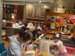 -西西弗书店&矢量咖啡(壹方购物中心店)