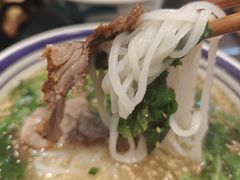 -云阿蛮云南生烫牛肉米线(奉贤路店)