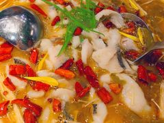 撒椒酸菜鱼-撒椒·四川江湖菜(大族广场店)