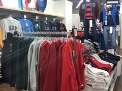 -王府井奥莱临潼小镇(临潼店)