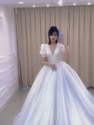 -艺憬婚纱礼服·造型(二七万达店)
