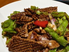 -牛头鱼庄·地道广西菜(西明店)