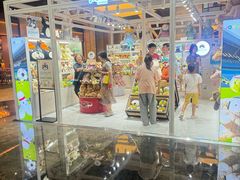-凤凰汇购物中心