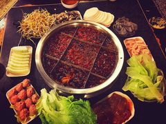 -邓莽子老火锅(中兴路总店)