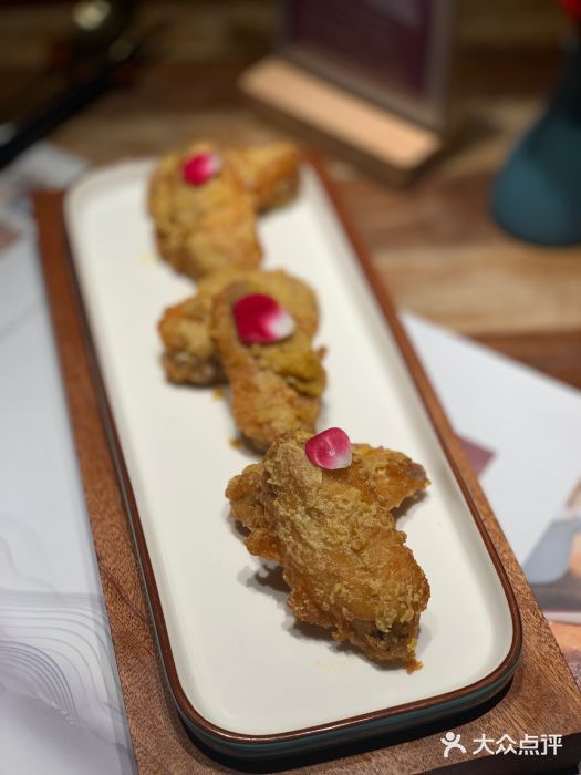 蜜桃餐厅·伴山(湖滨商业街店)图片