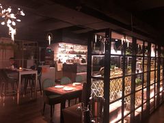 -Oasis Bar & Grill