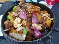 -撒拉人家.酸菜牦牛肉火锅