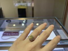 -沐渔二手奢侈品黄金手表包包回收·中古店(广州塔店)