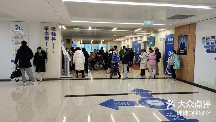 包含空军总医院、协助就诊号贩子挂号的词条