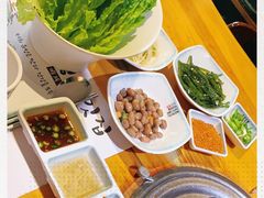 -唯成•韩国炭火烤肉 유성고기