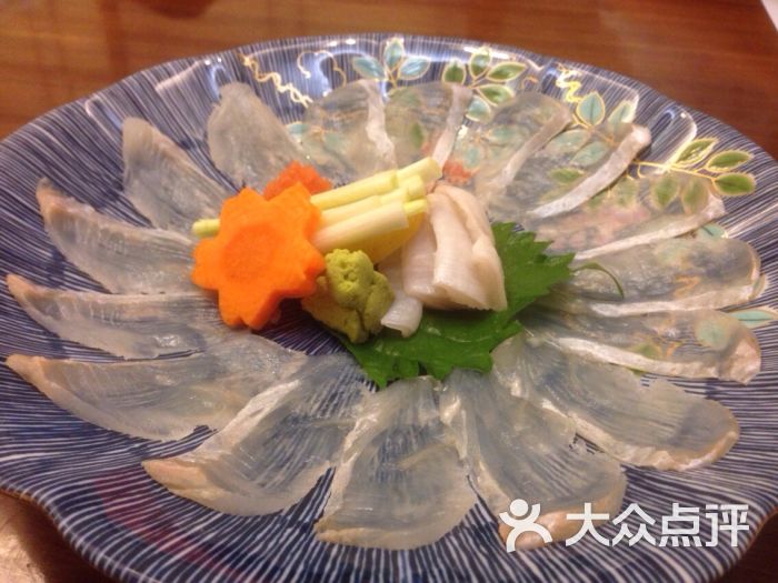 平目鱼活鱼刺身