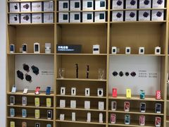 -华为授权体验店(中山公园来福士)
