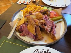 -澳门木偶葡国餐厅(珠海店)