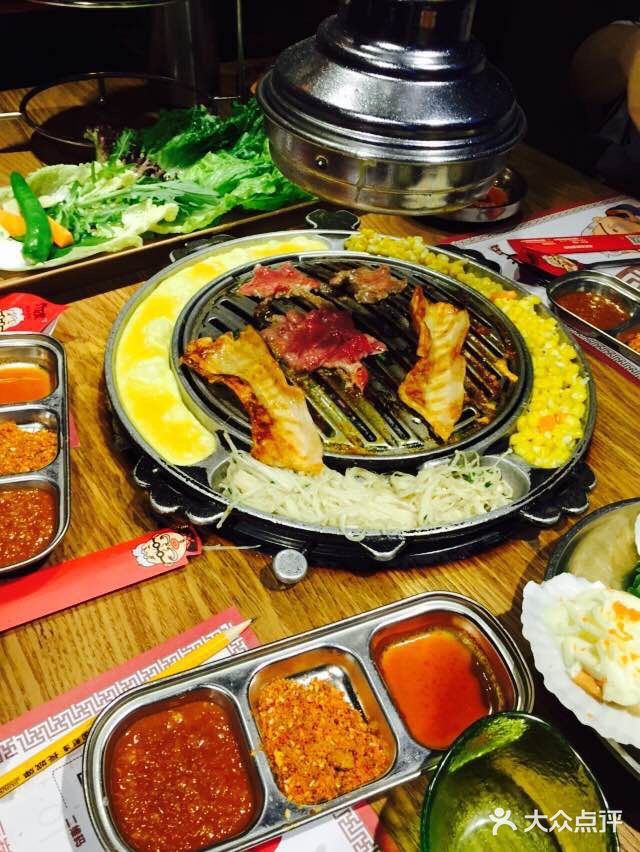 青瓦炭韓潮烤肉(花園道店)圖片