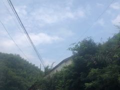 -安吉龙王山峡谷漂流