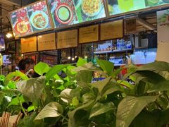 大堂-钢管厂歆瑞源油卤串串香(春熙路太古里店)