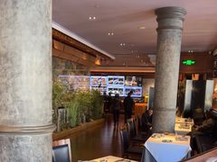 -八府香鸭·啫啫煲(华山路店)