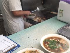 牛肉罩火烧-清真·白家牛肉罩火烧老店(育才街店)