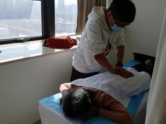 -佰推·肩颈腰·推拿理疗(湾悦城店)