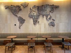 大堂-星巴克臻选(广州沙面店)