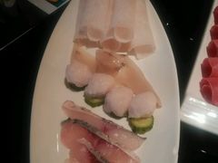 -重庆小天鹅自助火锅店(空港跨境店)