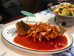 特色松鼠鱼（苏州招牌菜）-姑苏家宴·苏帮菜·松鼠桂鱼(苏州总店)