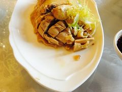 -品悦酒店(三林古镇店)